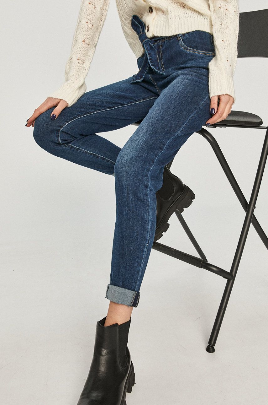 Jeans crop bleumarin drepti Answear Lab din denim cu aspect spalacit