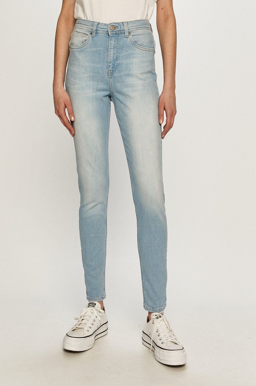 Jeansi Cross Jeans albastru deschis slim cu talia inalta din denim decolorat