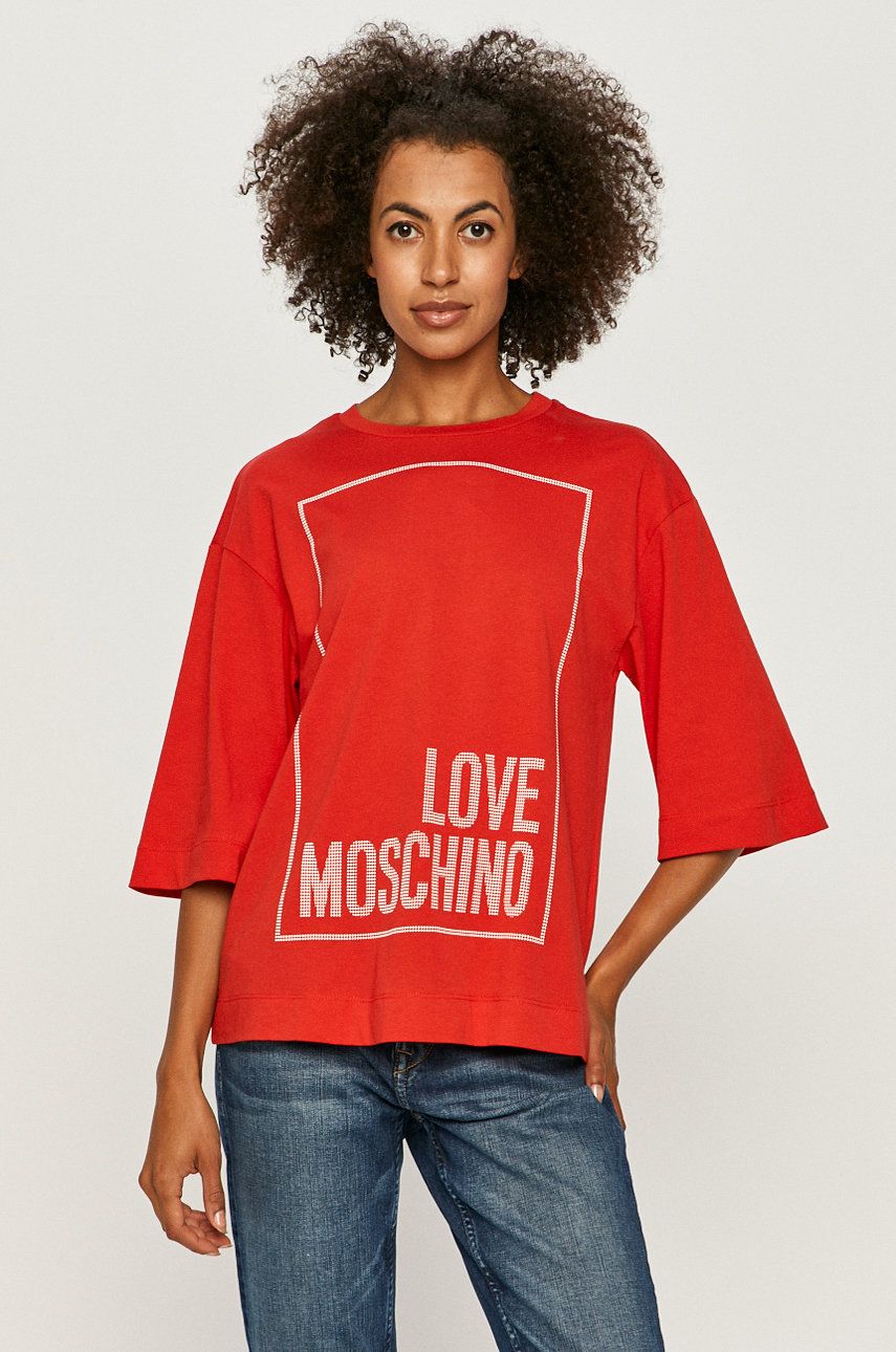 Tricou de firma rosu Love Moschino subtire din material elastic cu croi lejer