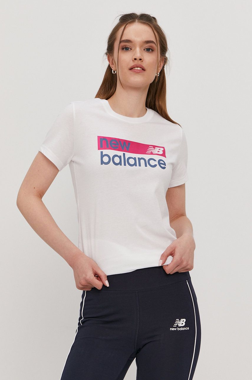 Tricou New Balance dama alb subtire din material elastic cu croi drept