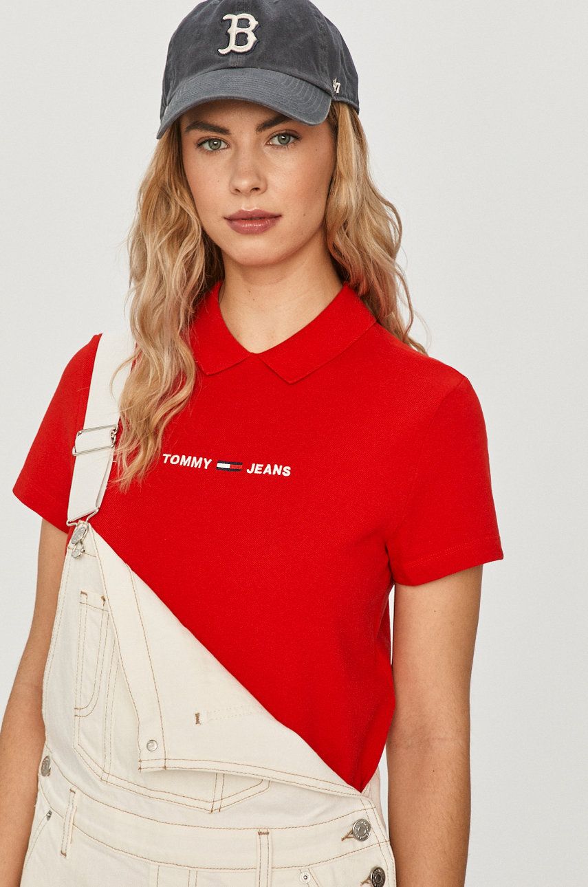 Tricou de firma rosu Tommy Jeans subtire din material elastic cu croi drept